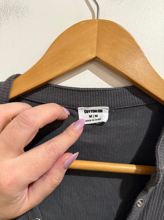 Cotton:On Size M Ribbed Henley Top