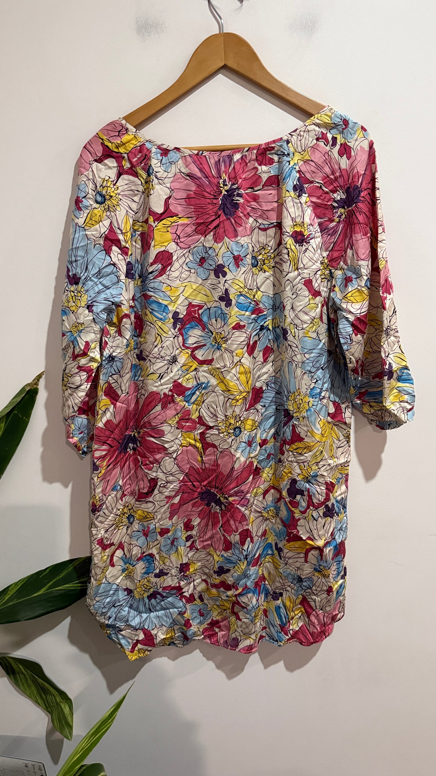 0039 Italy Size M Floral Print Tunic Dress