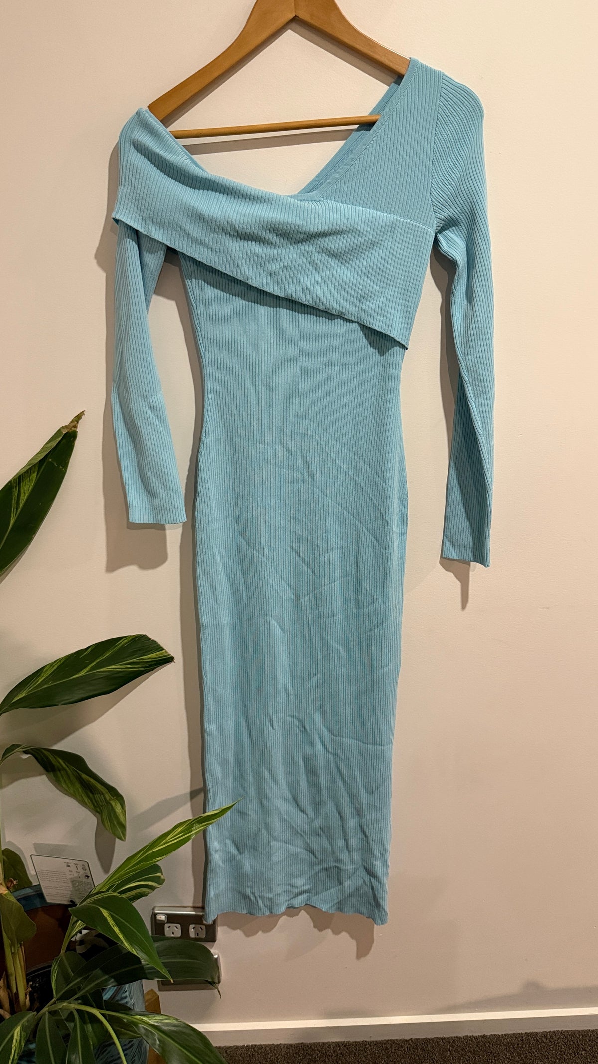 Ribbed Knit Midi Dress Size U/Arm to U/Arm 35cm