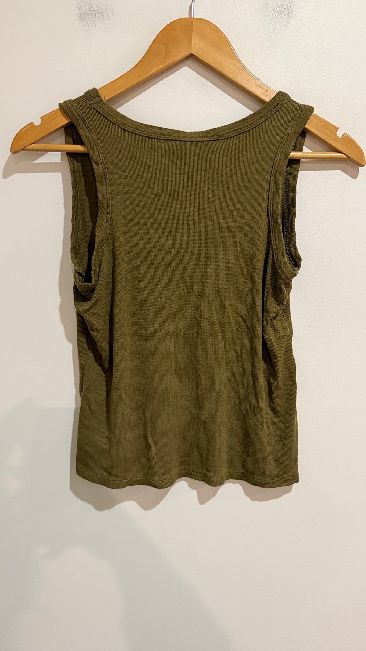 Max Olive Ribbed Sleeveless Top Size M