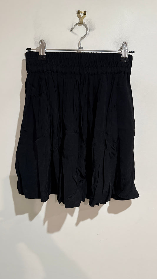 Girl Xpress Black Elastic Waist Mini Skirt Size 8