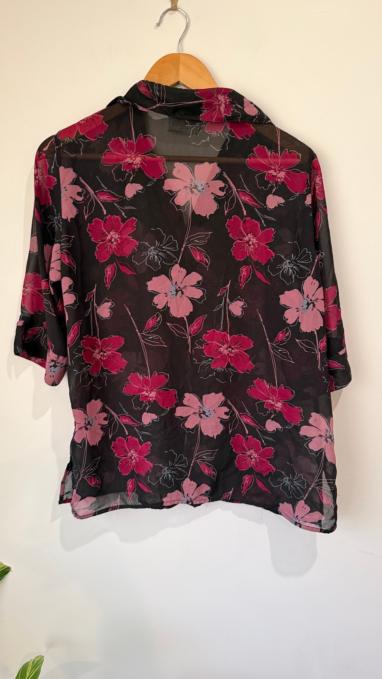 Brand Unknown Size M Floral Print Sheer Top