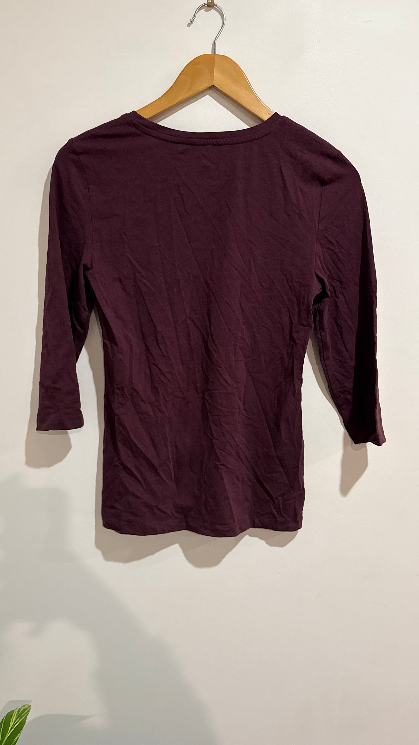 H&H Burgundy V Neck 3/4 Sleeve Top - Size S