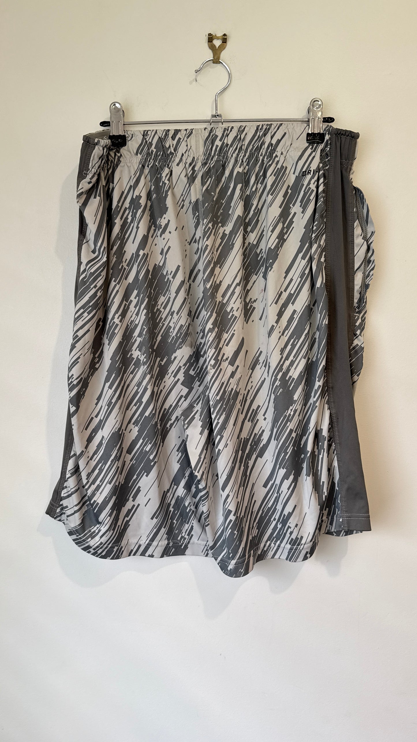 Nike Dri-Fit Grey Camo Print Shorts - Size L