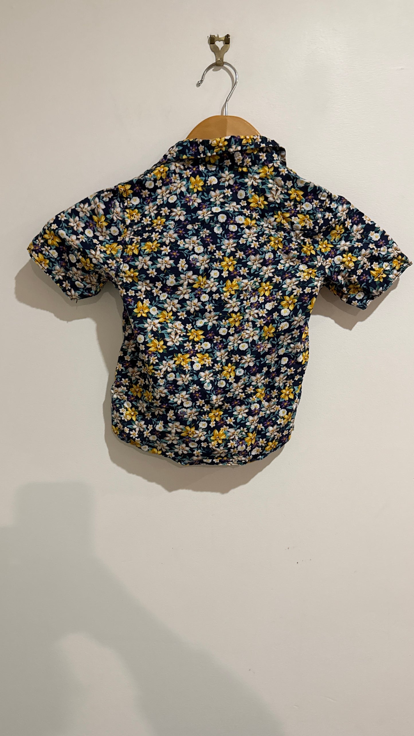 Firstribe Navy Floral Short Sleeve Shirt - Size 0