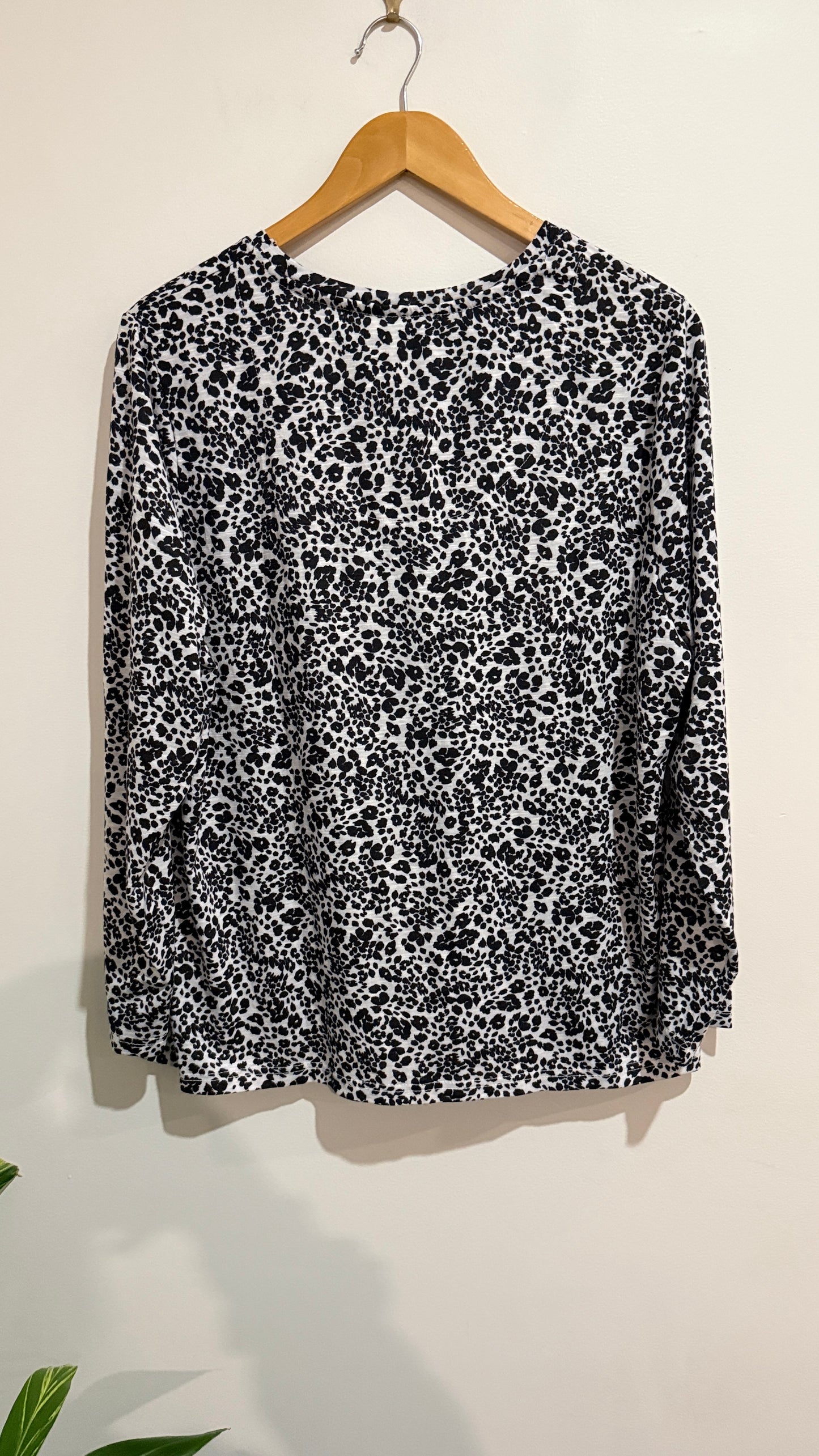 Millers Woman Animal Print Long Sleeve Top - Size 20