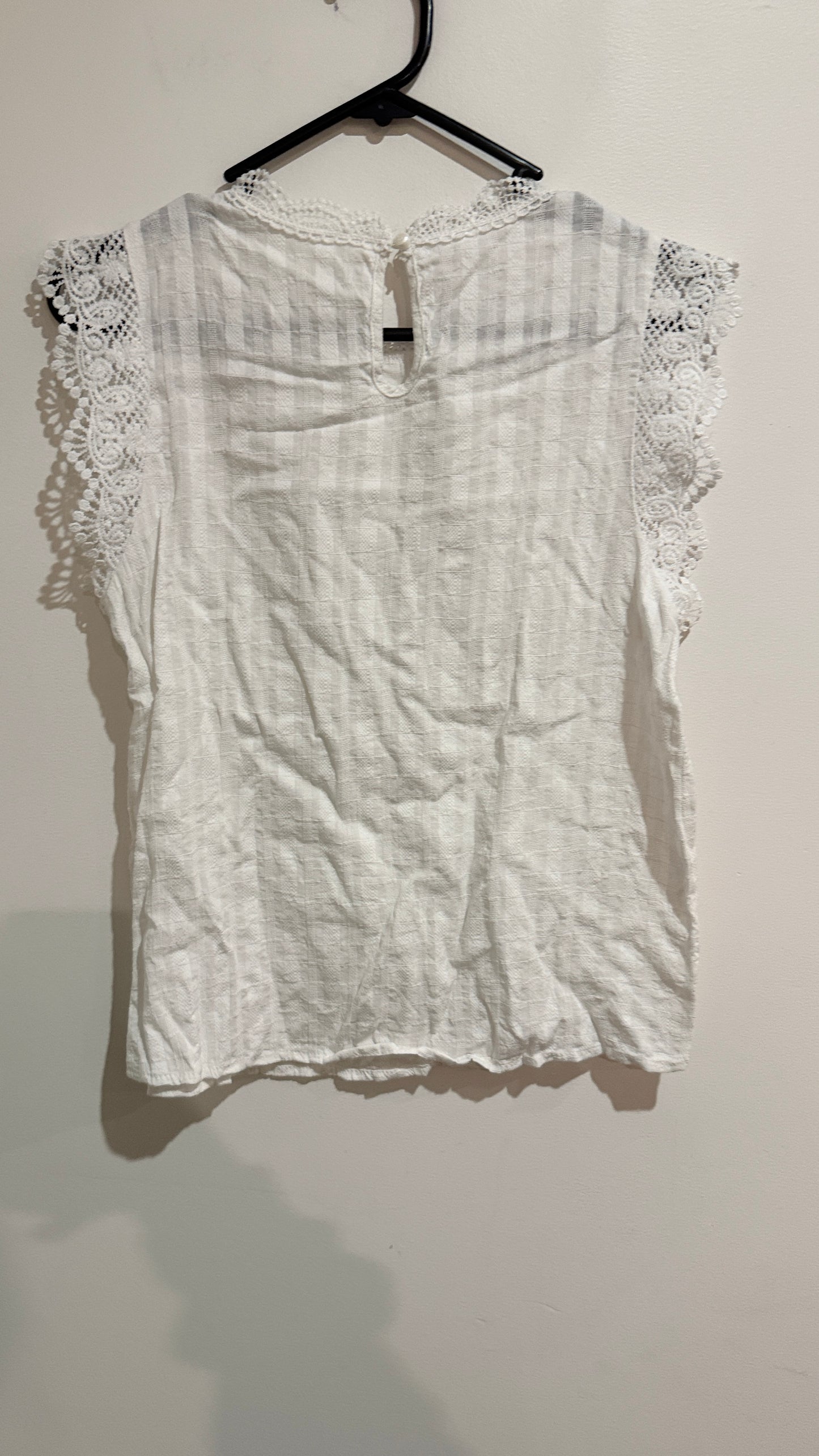SHEIN White Lace Trim High Neck Top - 44cm underarm