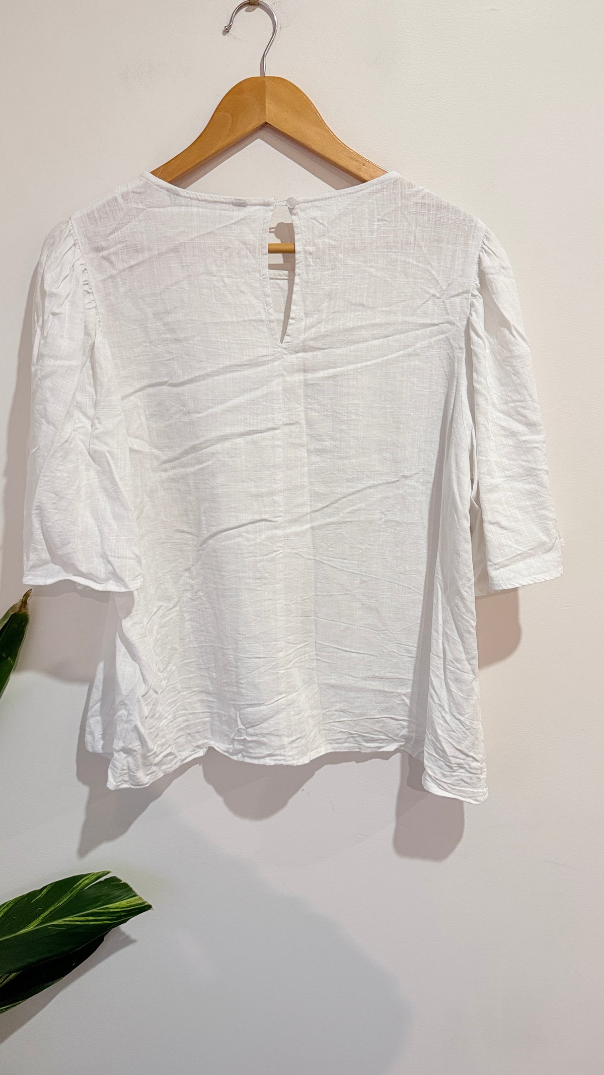 Katies White Linen Blend Short Sleeve Top Size 14