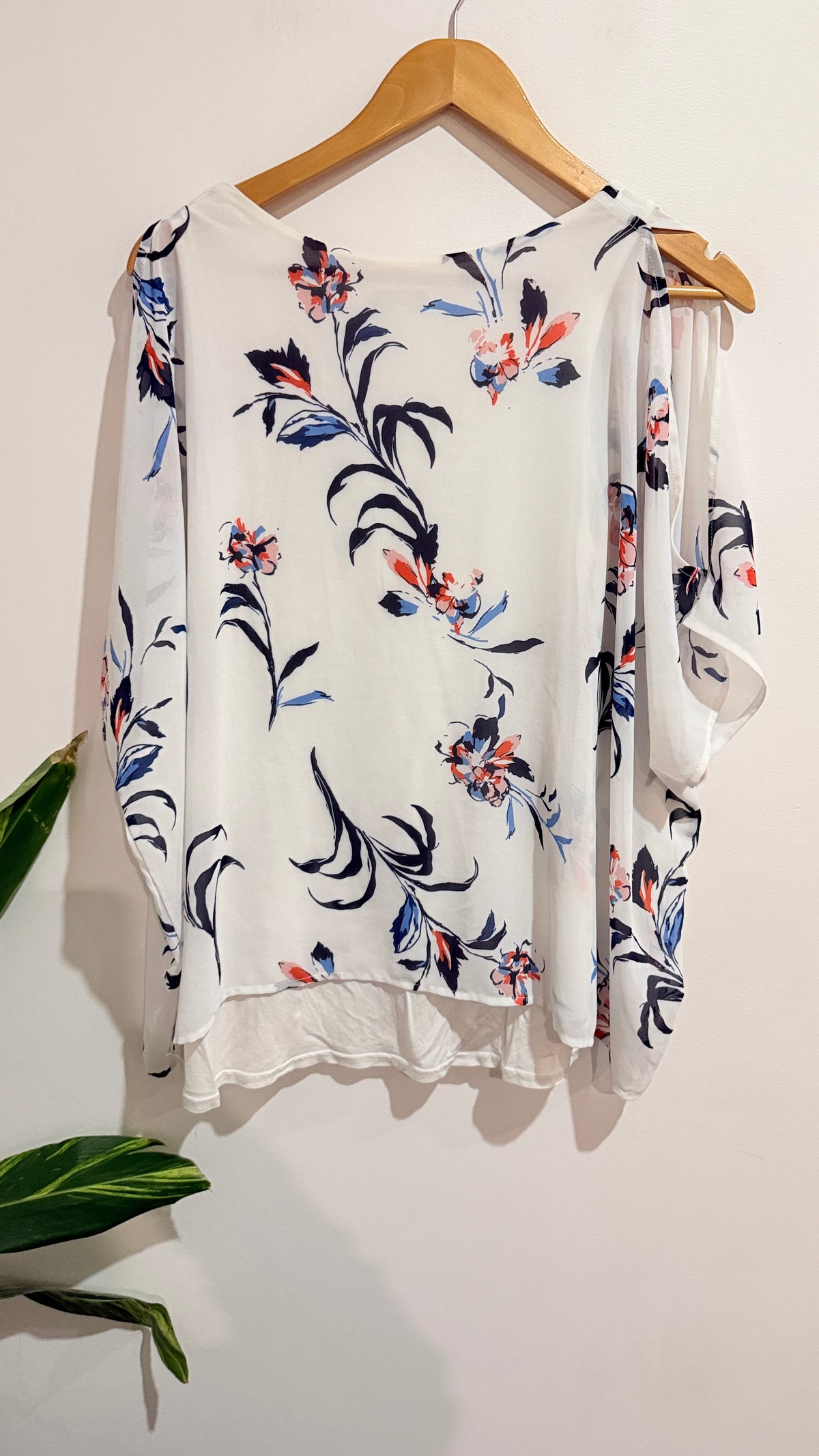 Capture White Floral Print Cold Shoulder Top