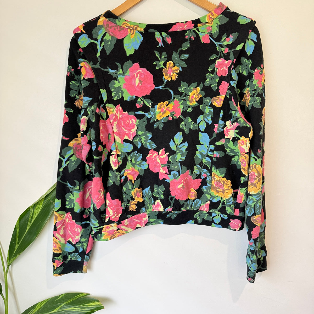 Ketz-ke Black Floral Print Long Sleeve Sweatshirt Size 8