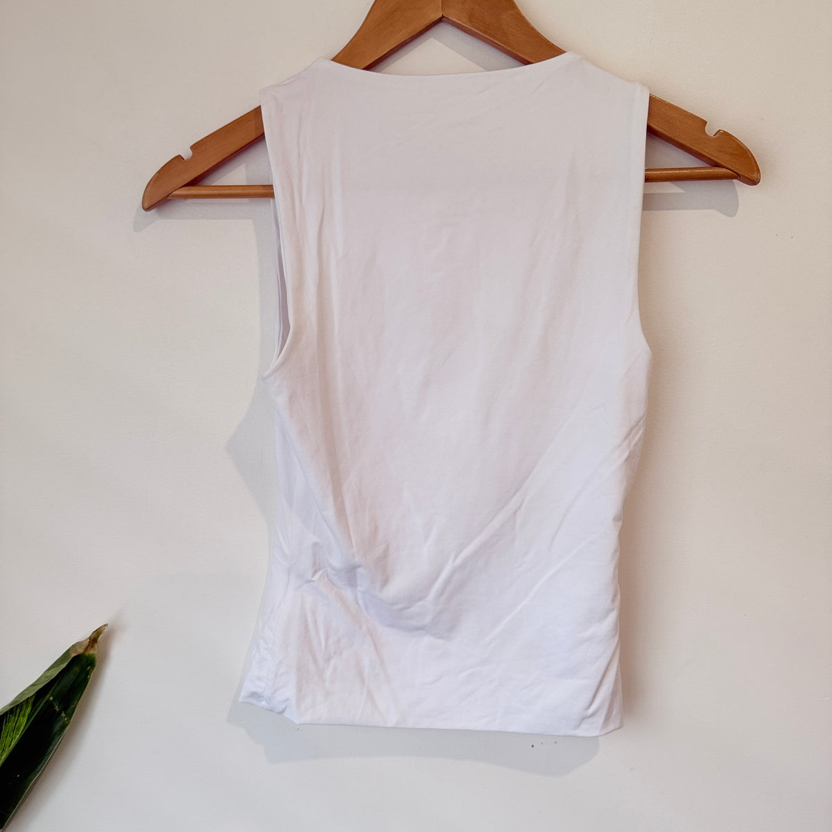 Kookai Size 6 White Sleeveless Top