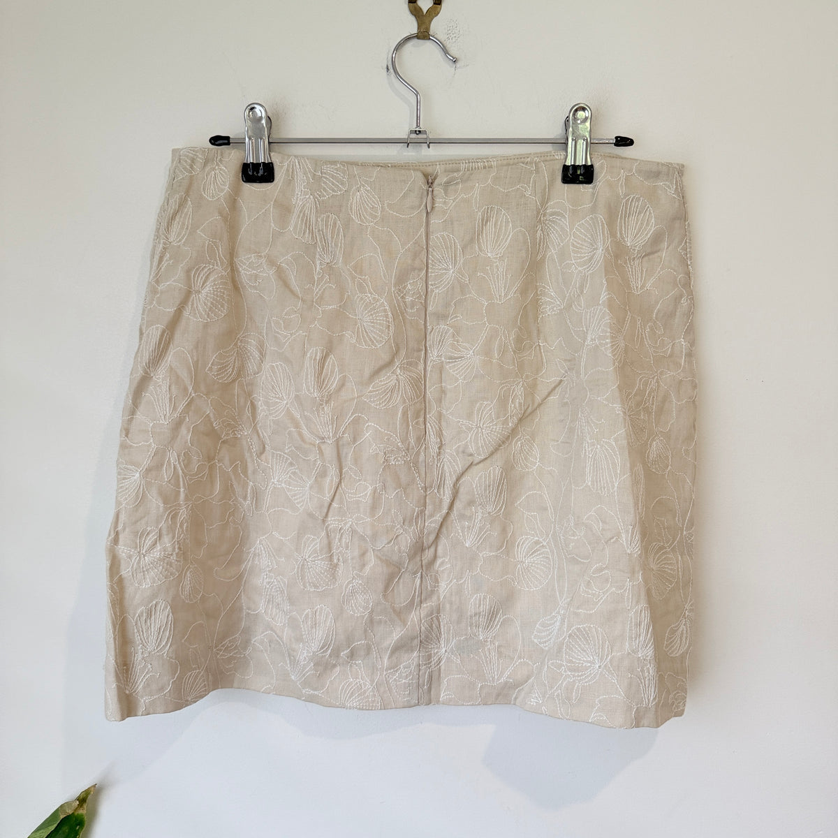 Kookai Beige Embroidered Linen Mini Skirt Size 10