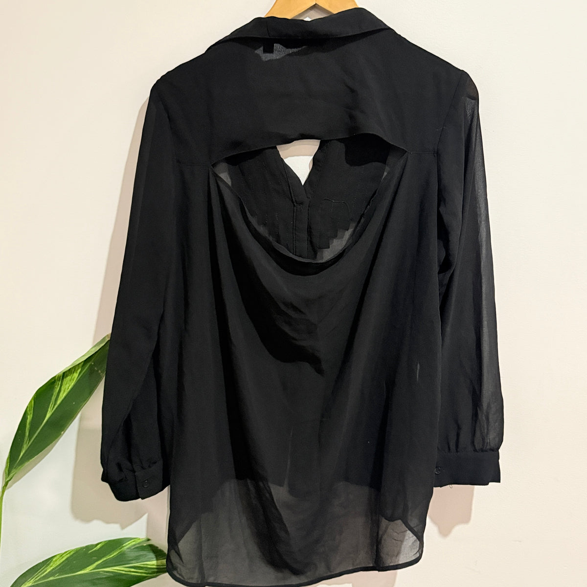 Glassons Black Sheer Pintuck Front Shirt Size 12