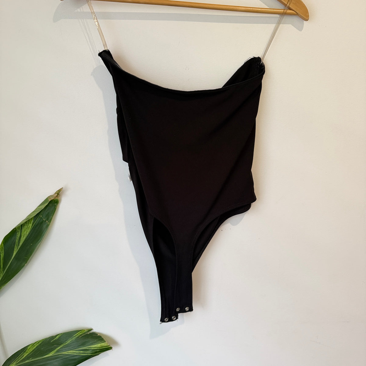 Glassons Black Ruched Bodysuit Size L