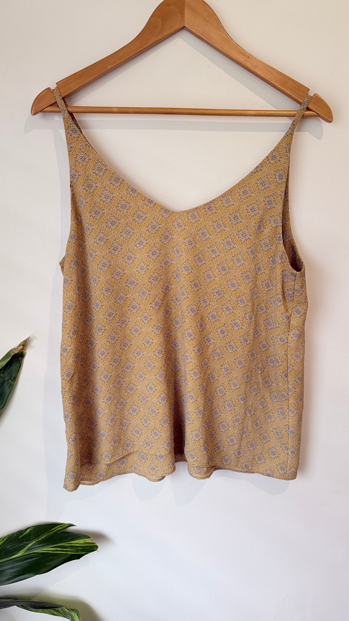 Sportsgirl Yellow Ditsy Floral Print Cami Size 12