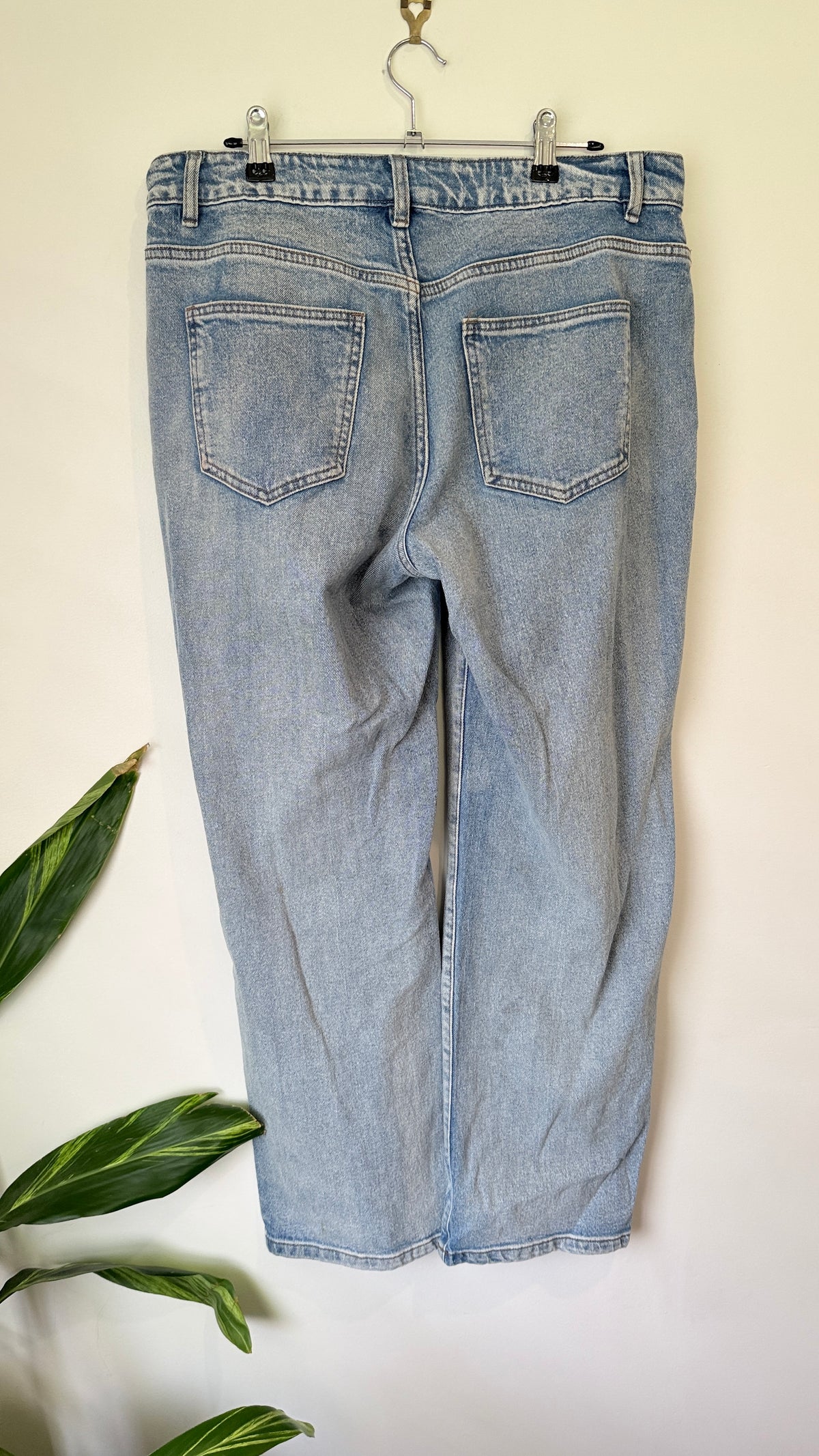 Urban Jeans Co Light Wash Wide Leg Jeans Size 12
