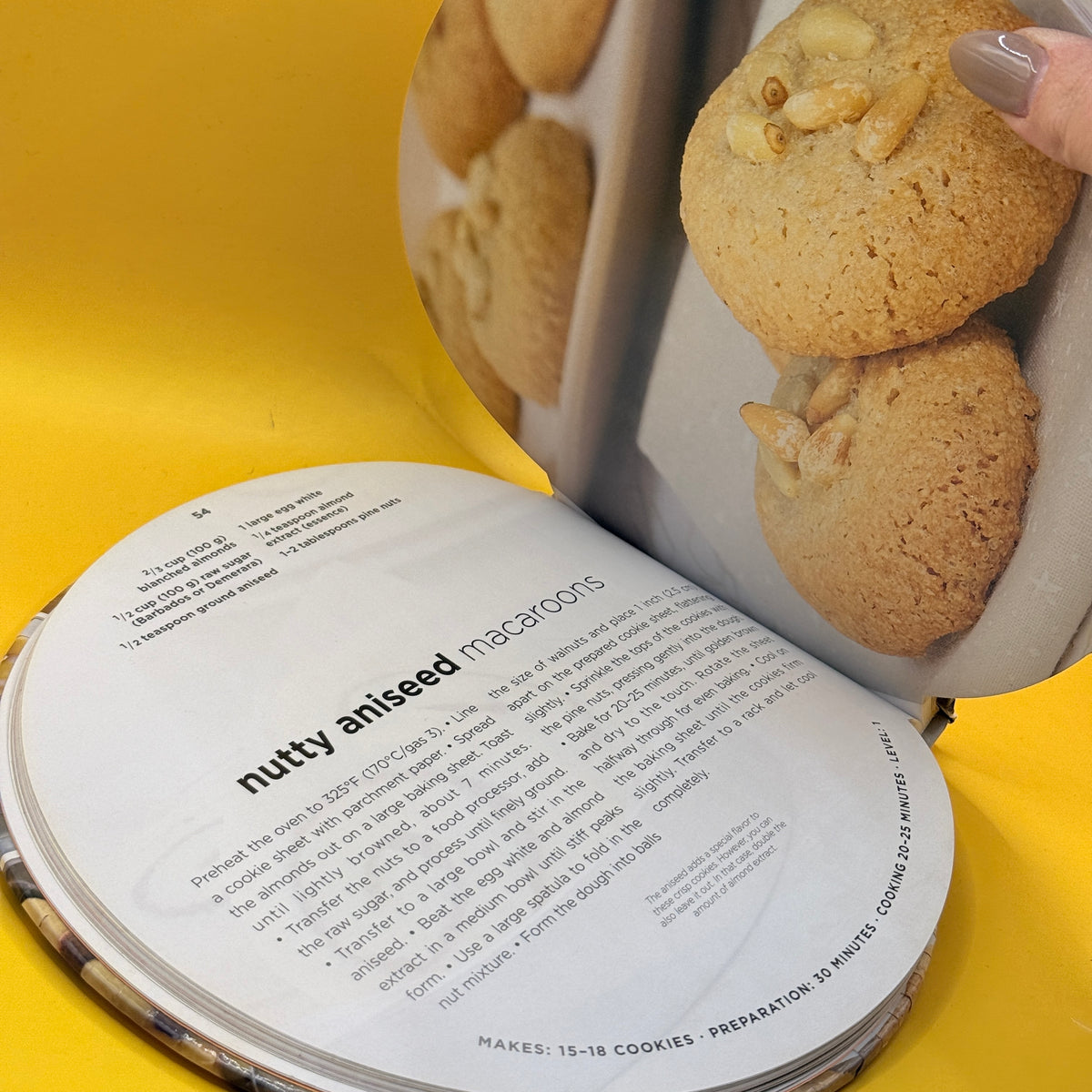Cookies: 60 Delicious Recipes by C. Baird