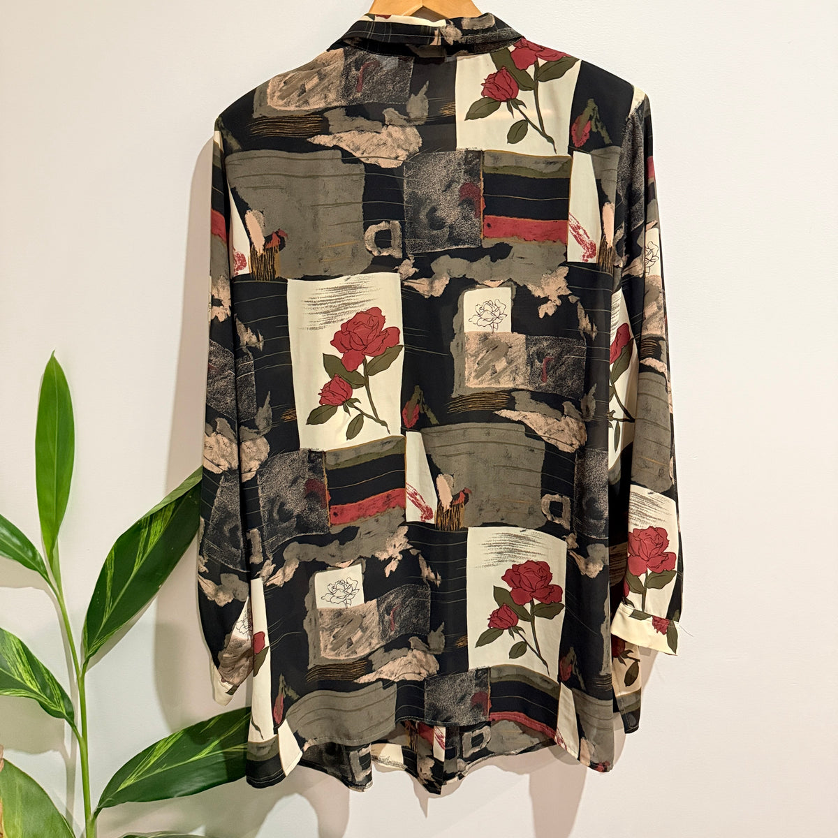 Rooky Garments (NZ) Rose Print Vintage Shirt Size 18