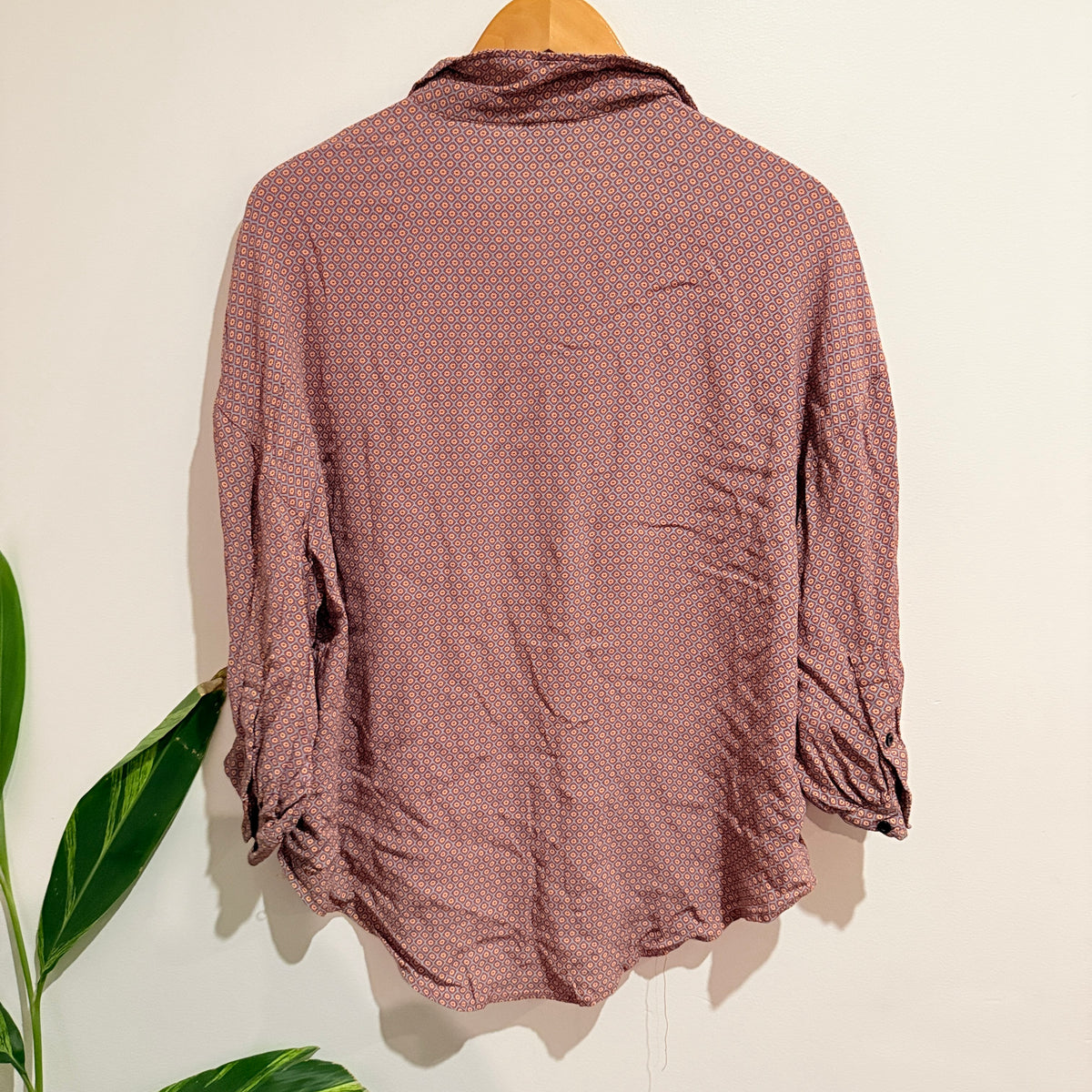 Emerge Long-sleeve Shirt Size 14