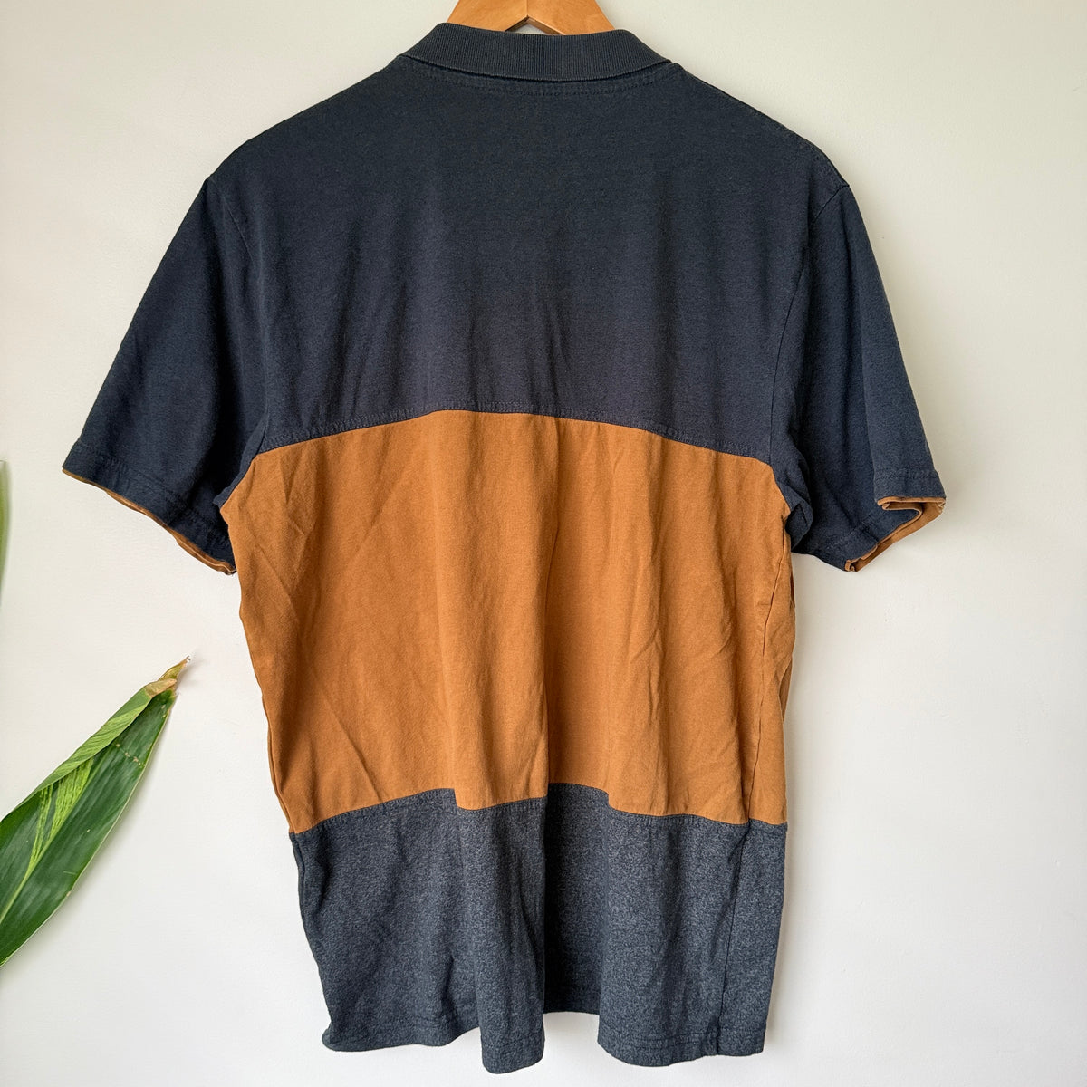 Rip Curl Navy Tan Colour Block Polo Size L