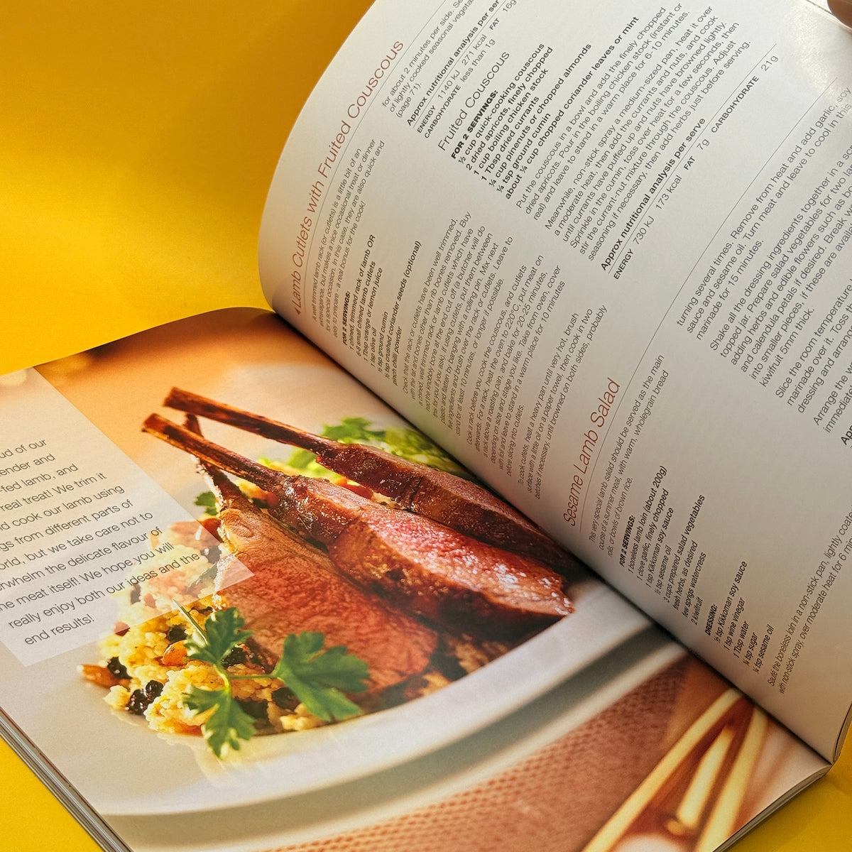 The New Zealand Diabetes Cookbook: Deliciously Healthy Recipes for the Whole Family by Simon and Alison Holst
