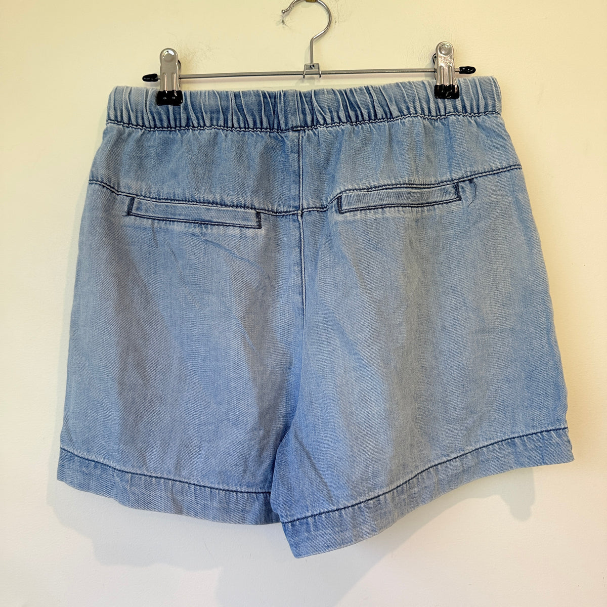 Just Jeans Light Blue Chambray Drawstring Shorts Size 6