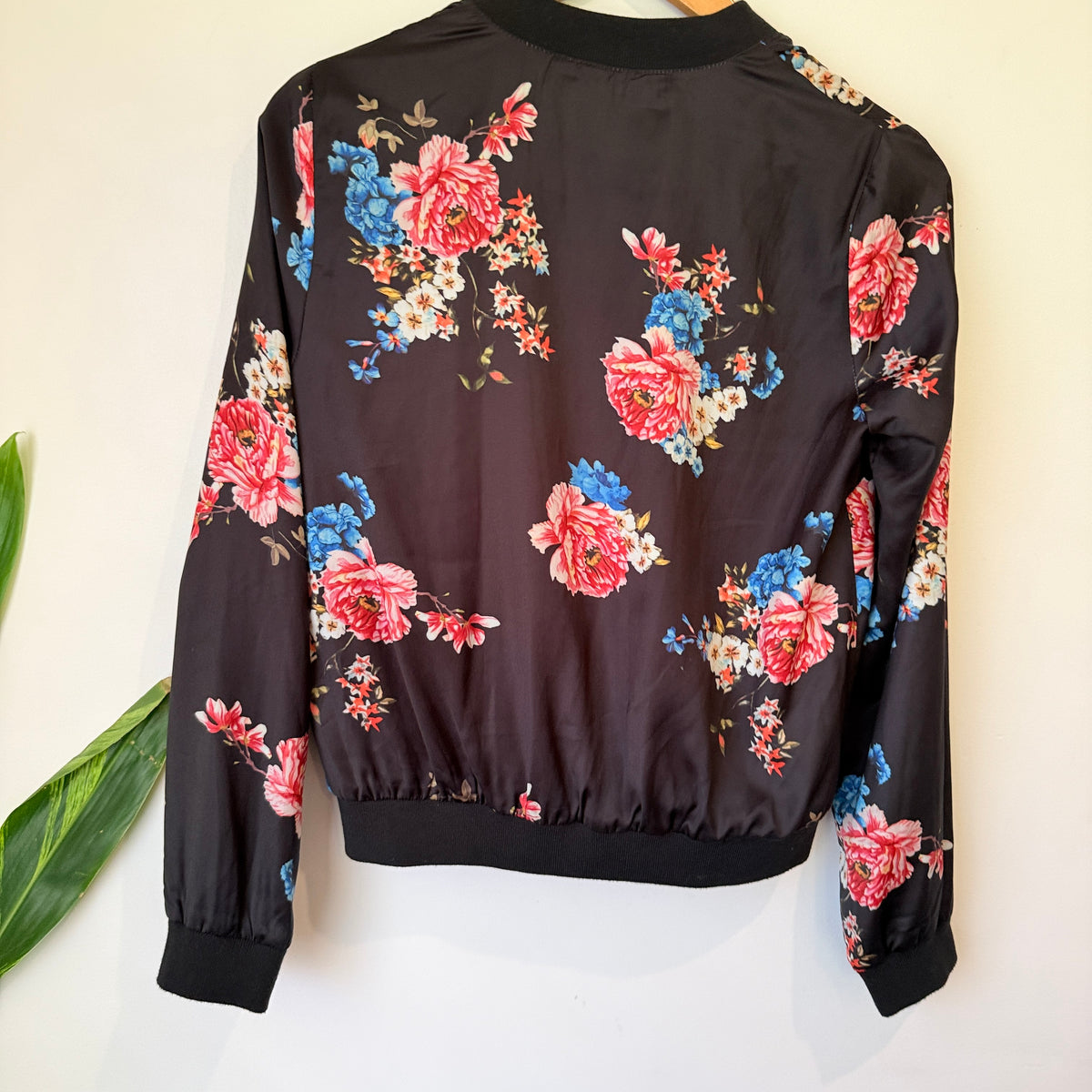 Dotti Black Floral Satin Bomber Jacket Size 8