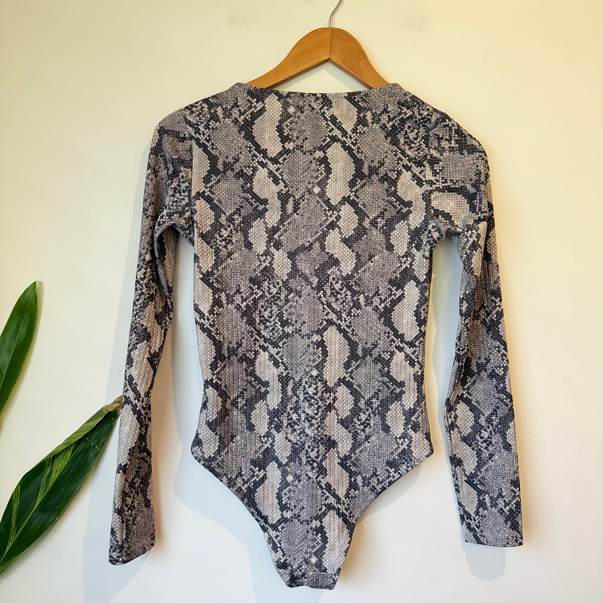 H&M Snake Print Long Sleeve Bodysuit Size S
