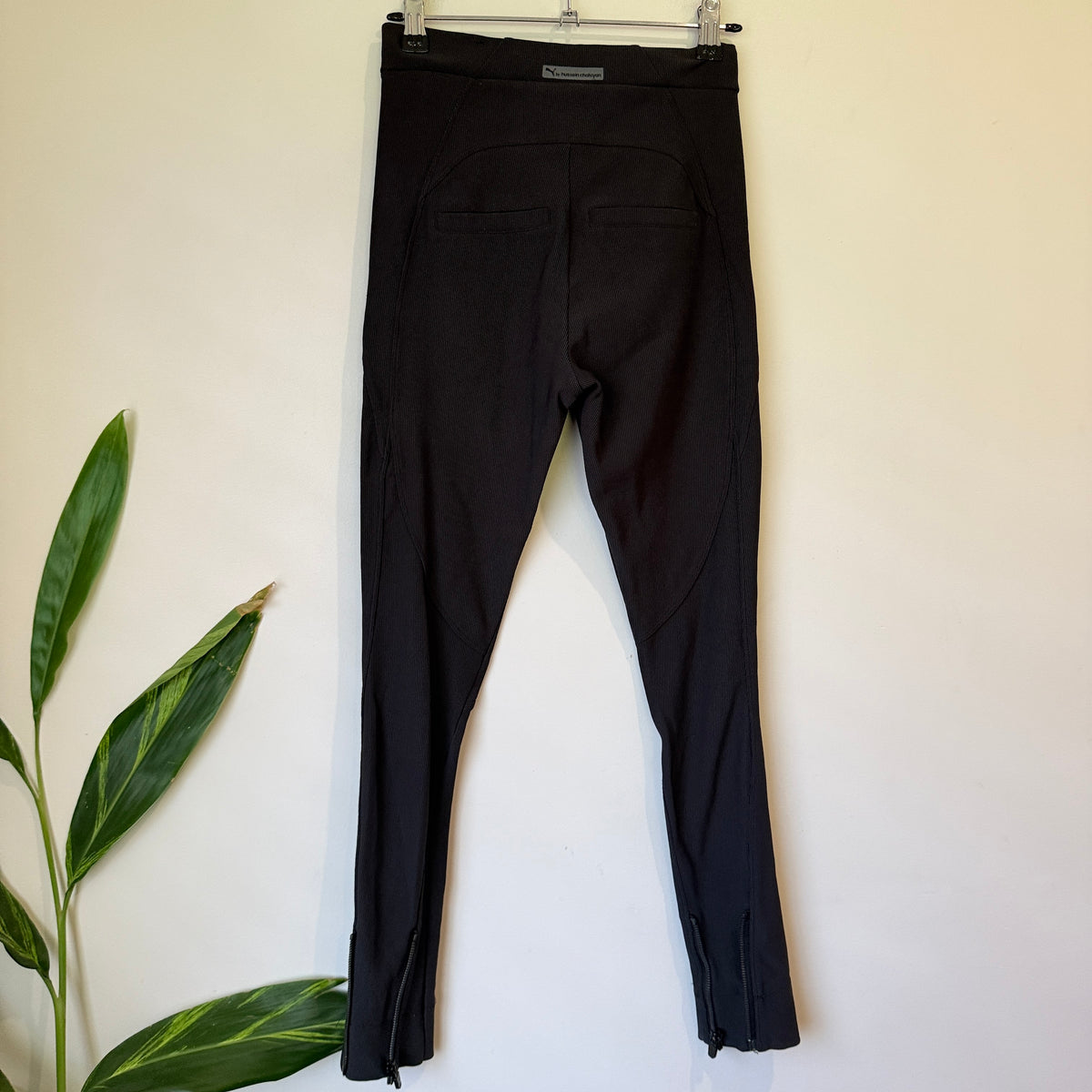 Puma by Hussein Chalayan Black Ribbed Zip Ankle Pants 62cm waist