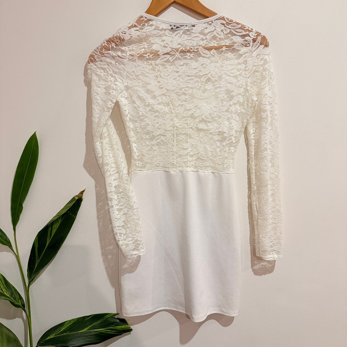 boohoo White Lace Long Sleeve Mini Dress Size 10