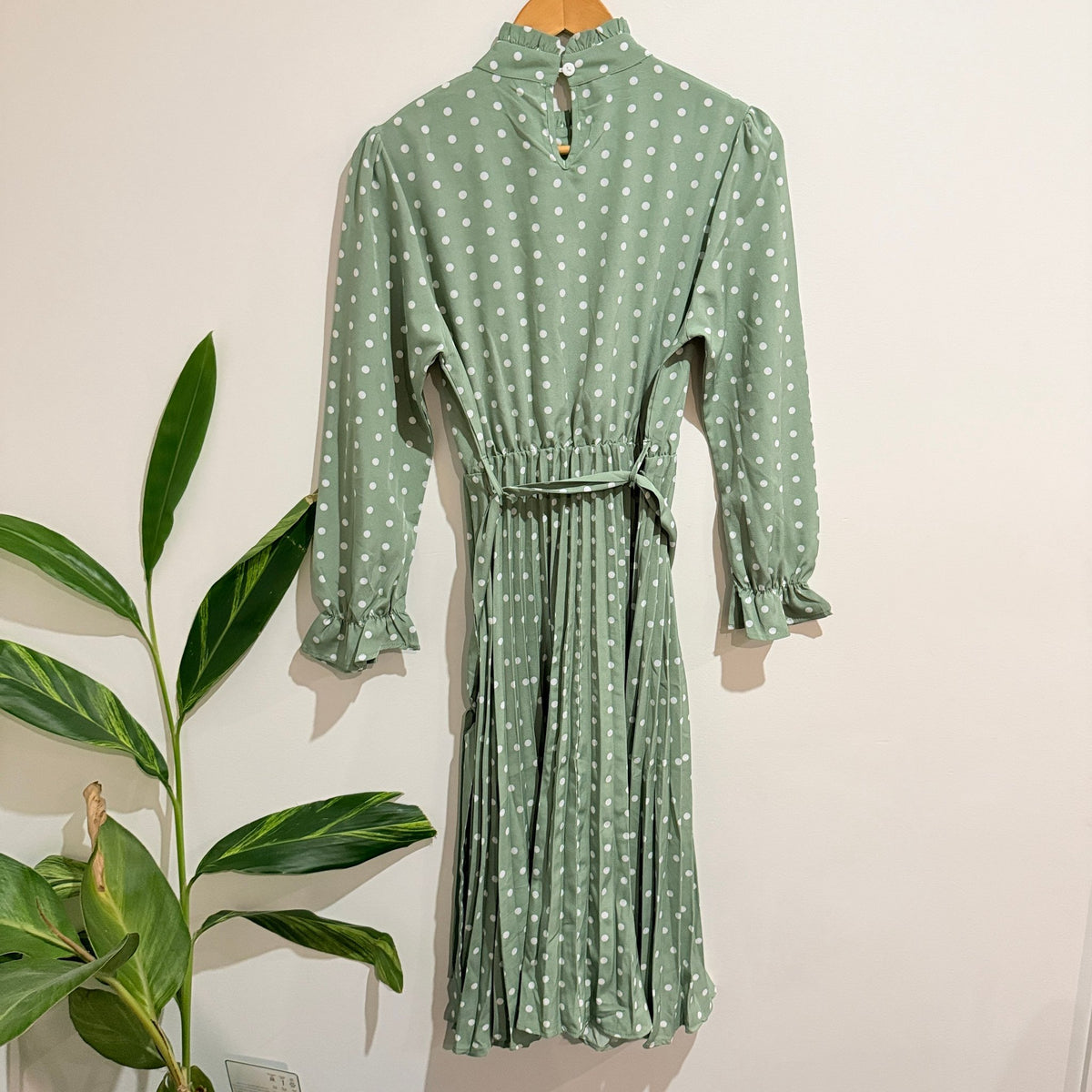 Sage Green Polka Dot Ruffle Neck Pleated Midi Dress - 44cm u/arm
