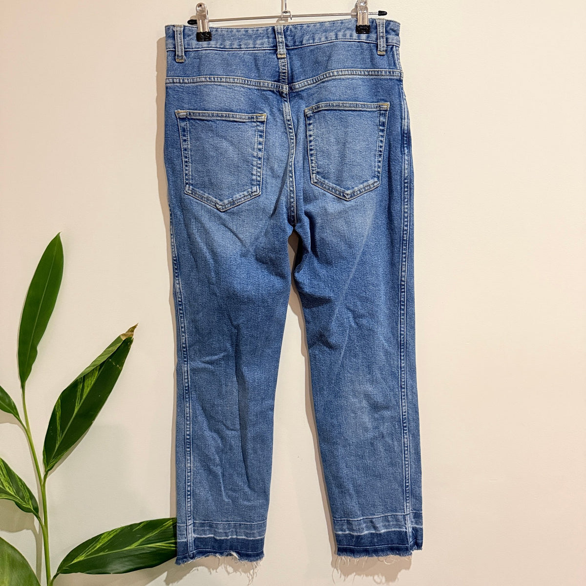 French Connection Light Wash Raw Hem Straight Leg Jeans Size 10