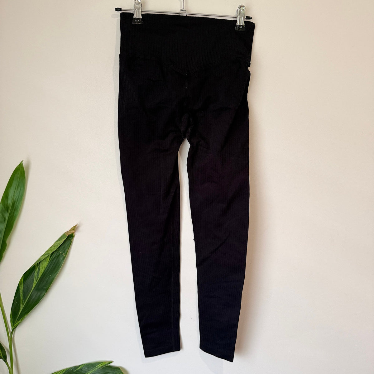 NZ Muscle Black Ribbed High Waisted Leggings Size M (S fit)| Waist 62cm