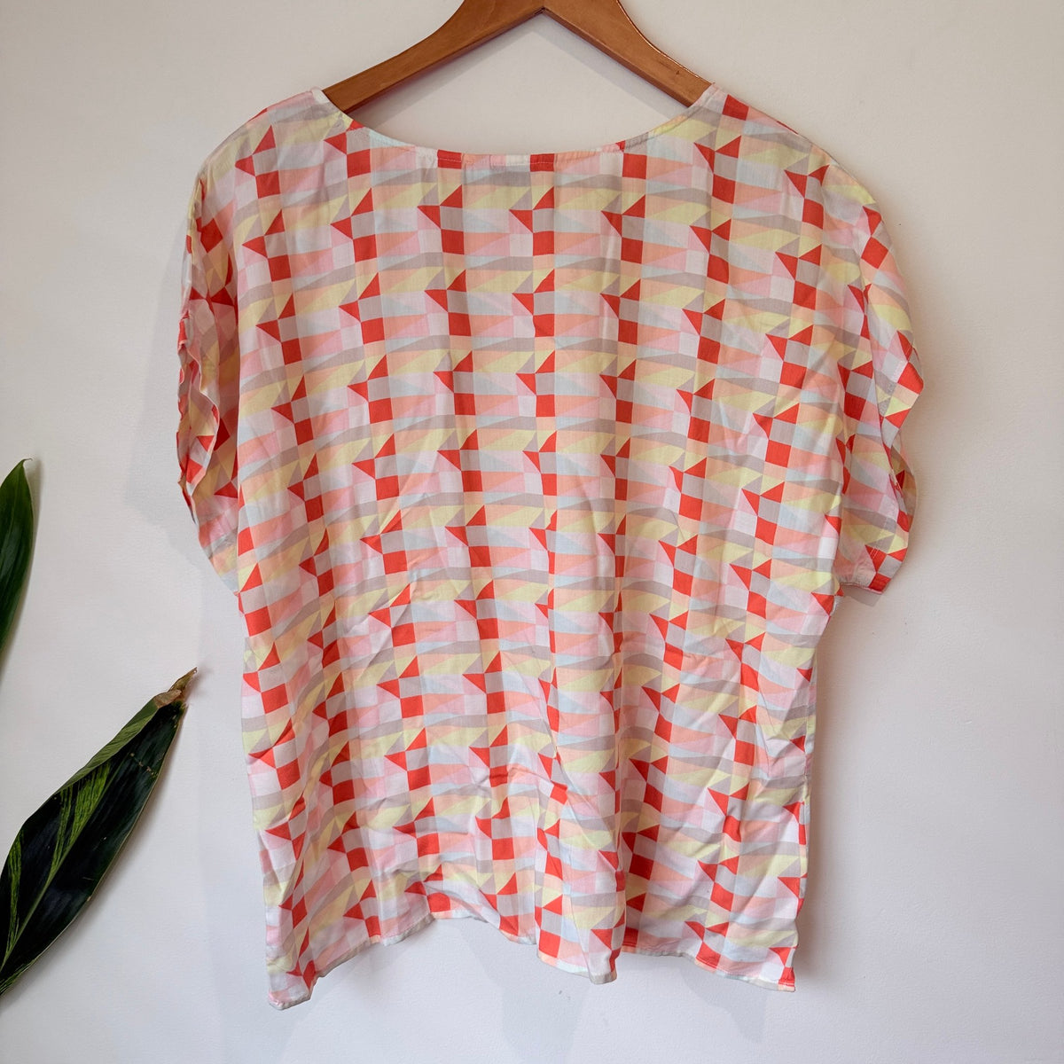 Country Road Coral Geometric Print Modal Top Size S
