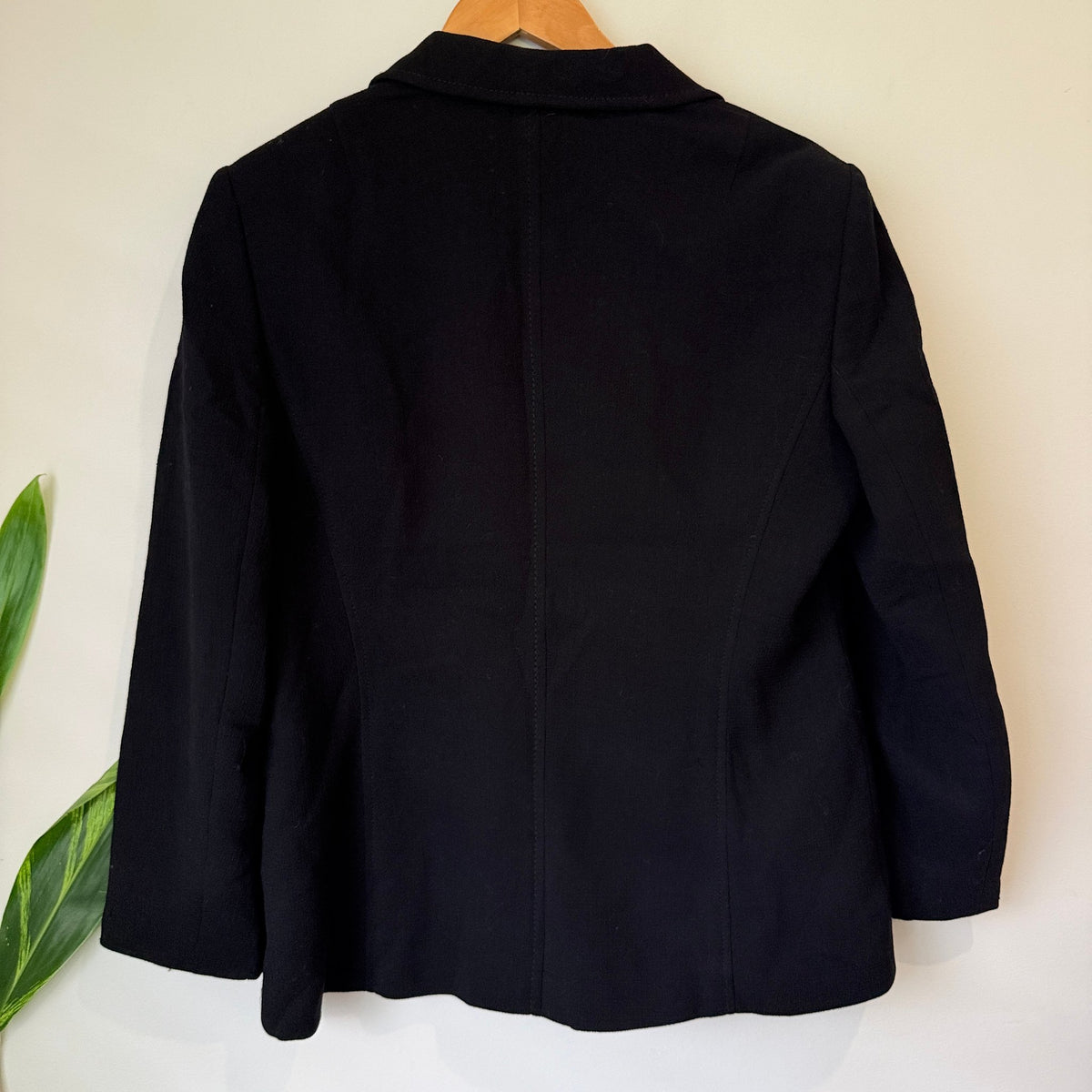 Laurèl Black Pure New Wool Blazer Size 40 | U/Arm to U/Arm 51cm