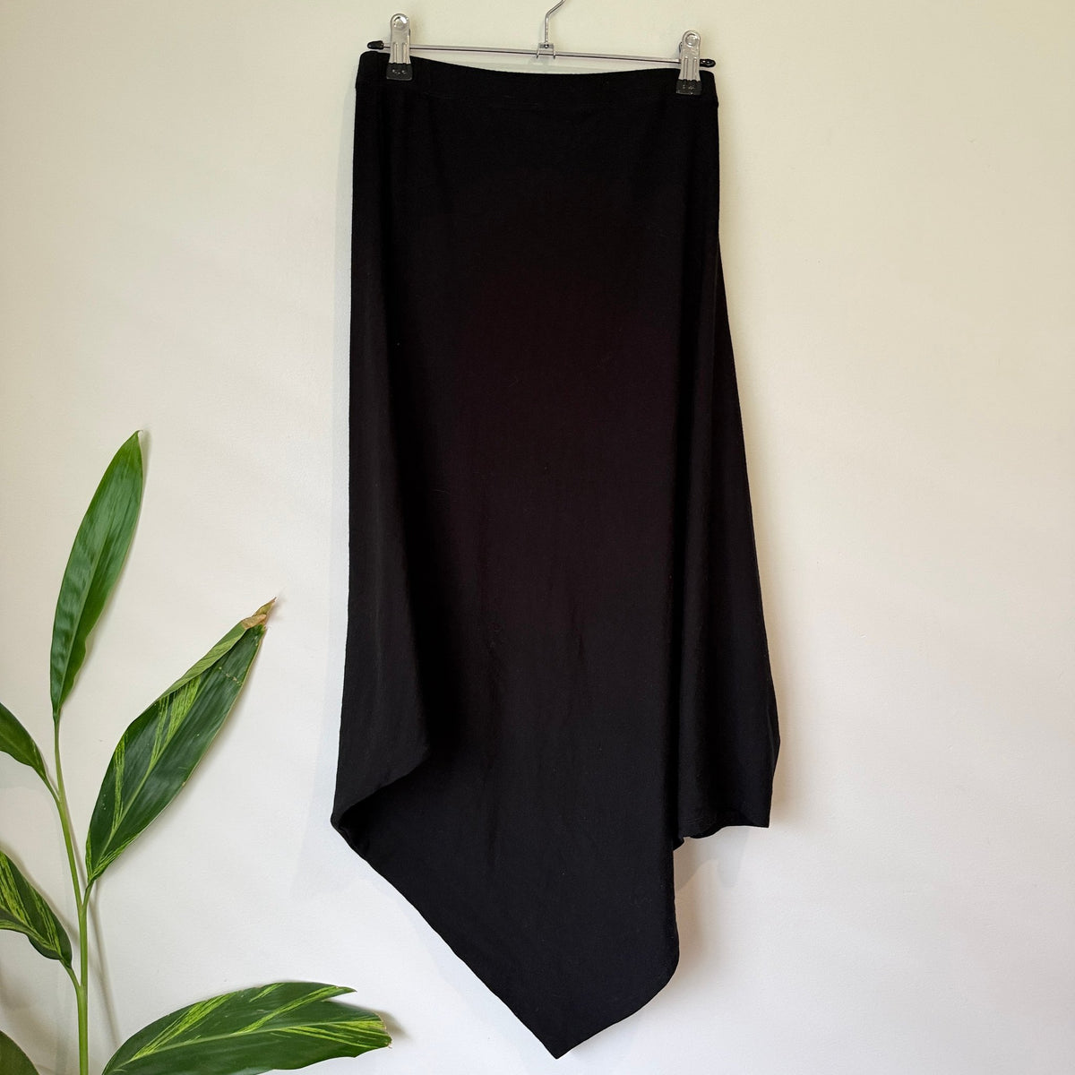 Paula Ryan Size M Black Asymmetric Handkerchief Hem Midi Skirt