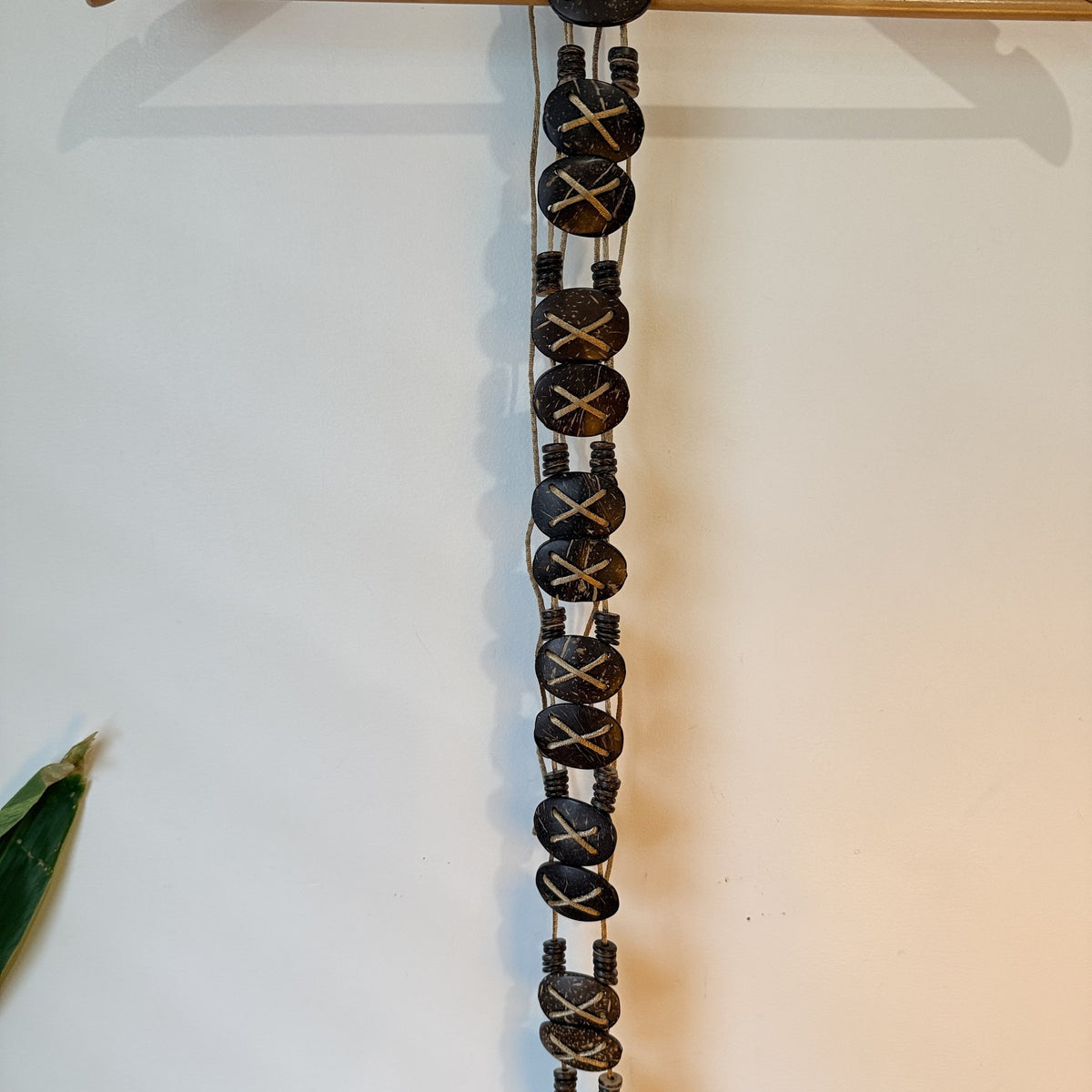 Coconut Shell Disc Link Tie Belt