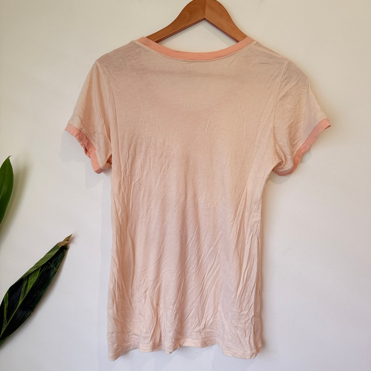 Spell Peach Flower Child Graphic Ringer T-Shirt Size S