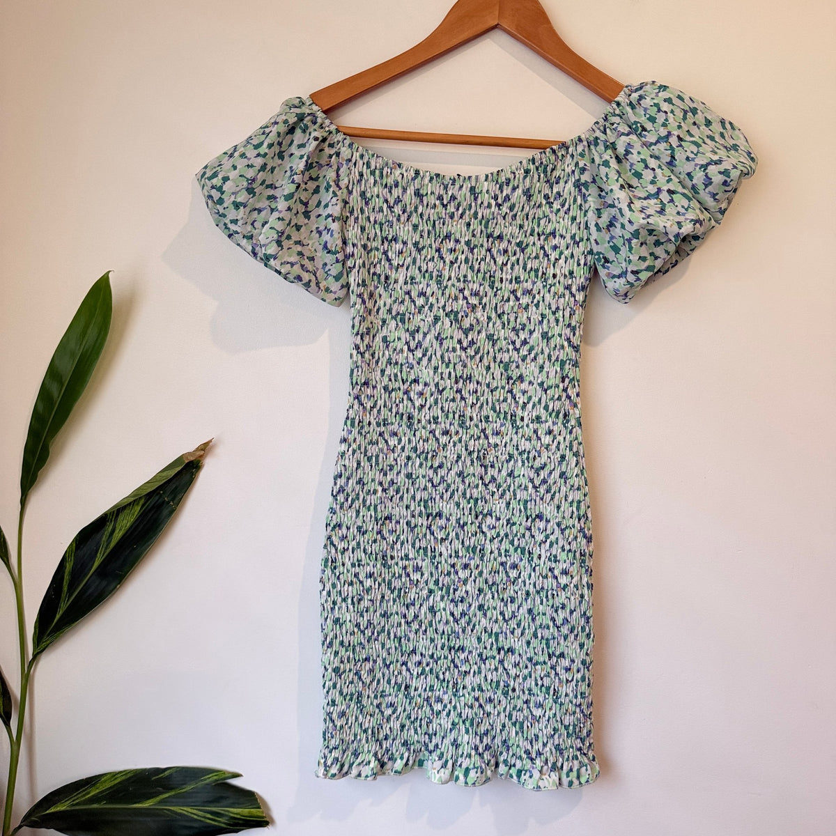 Petal & Pup Smocked Mini Dress Size 6