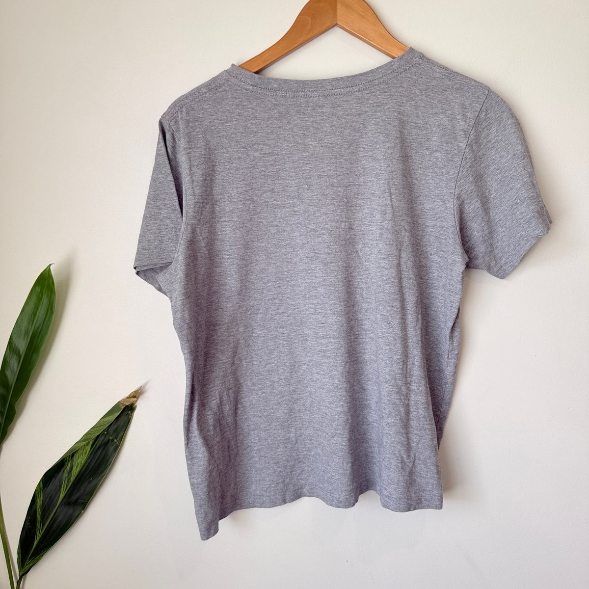 Huffer Grey Marle Logo Print T-Shirt Size 10