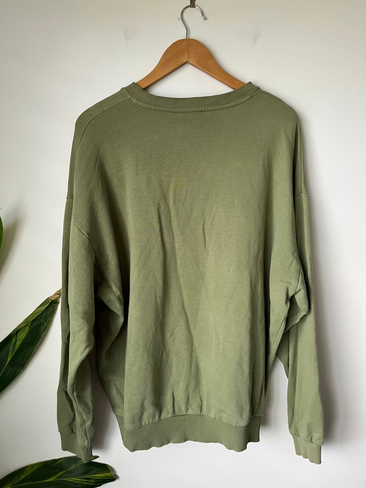 ASOS Khaki Green Oversized Crew Sweatshirt Size M