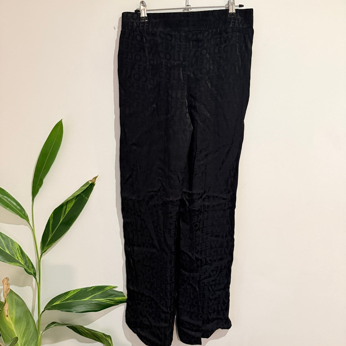 ASOS Design Black Satin Jacquard Wide Leg Pants Size UK 10