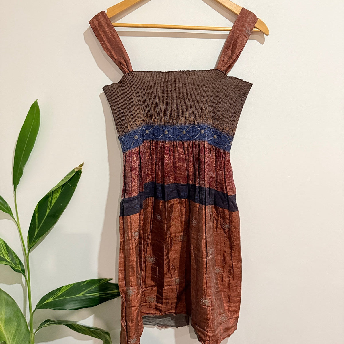 Development Rust & Navy Pleated Bodice Button Front Dress Size 10