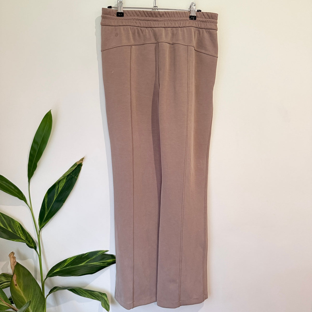 Lululemon Softstreme Wide Leg Pants Size 8