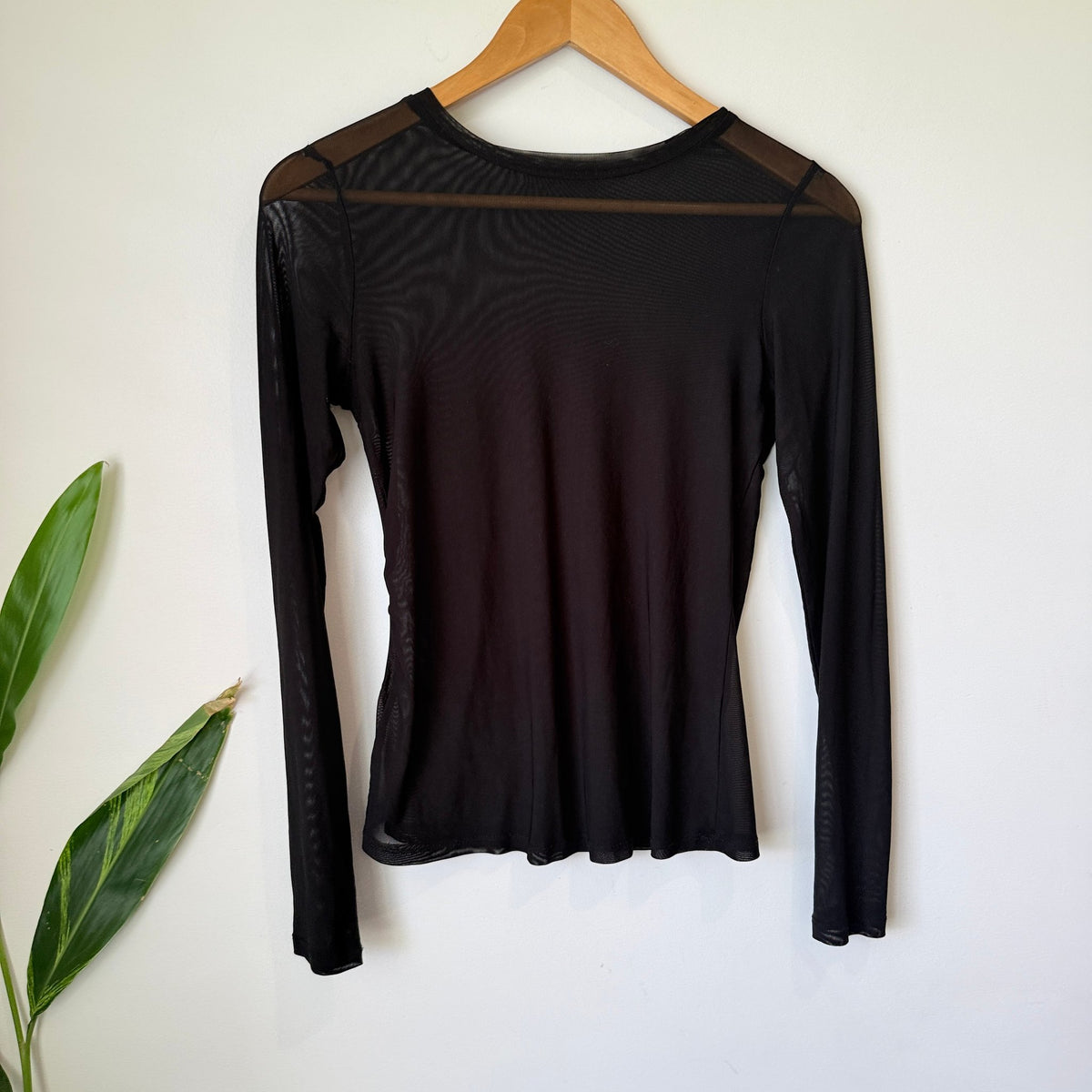Black Sheer Mesh Long Sleeve Top Size U/Arm to U/Arm 46cm