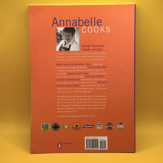Annabelle Cooks by Annabelle White