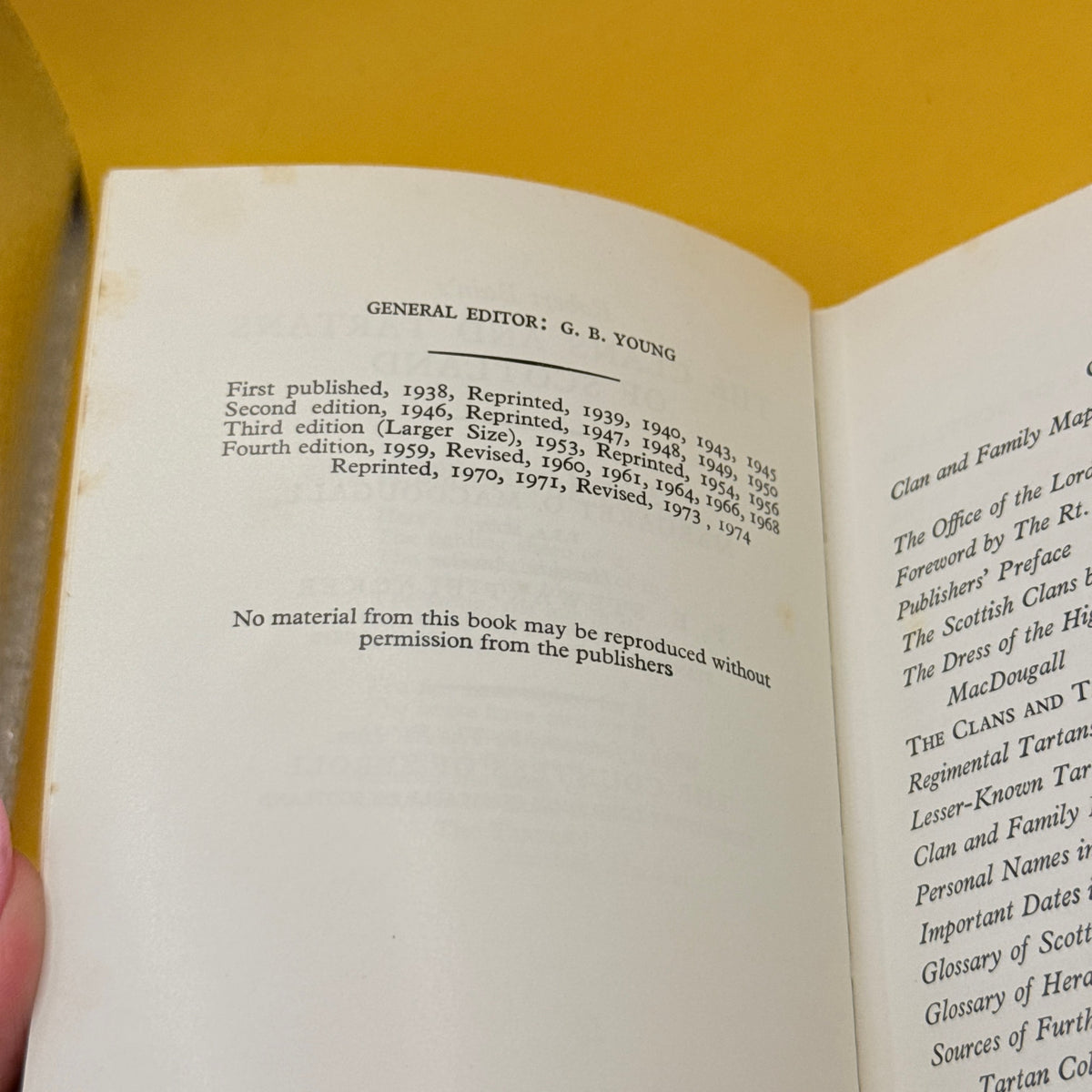 The Clans and Tartans of Scotland by Robert Bain (1974)