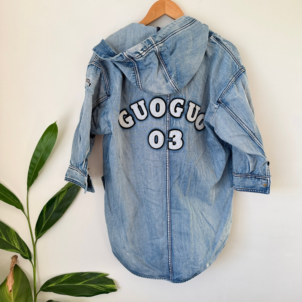 Muguoguomu Y2K Light Wash Denim Hooded Patch Jacket Size M