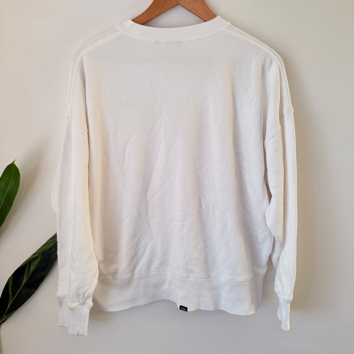 Thrills White Embroidered Logo Crew Sweatshirt Size S