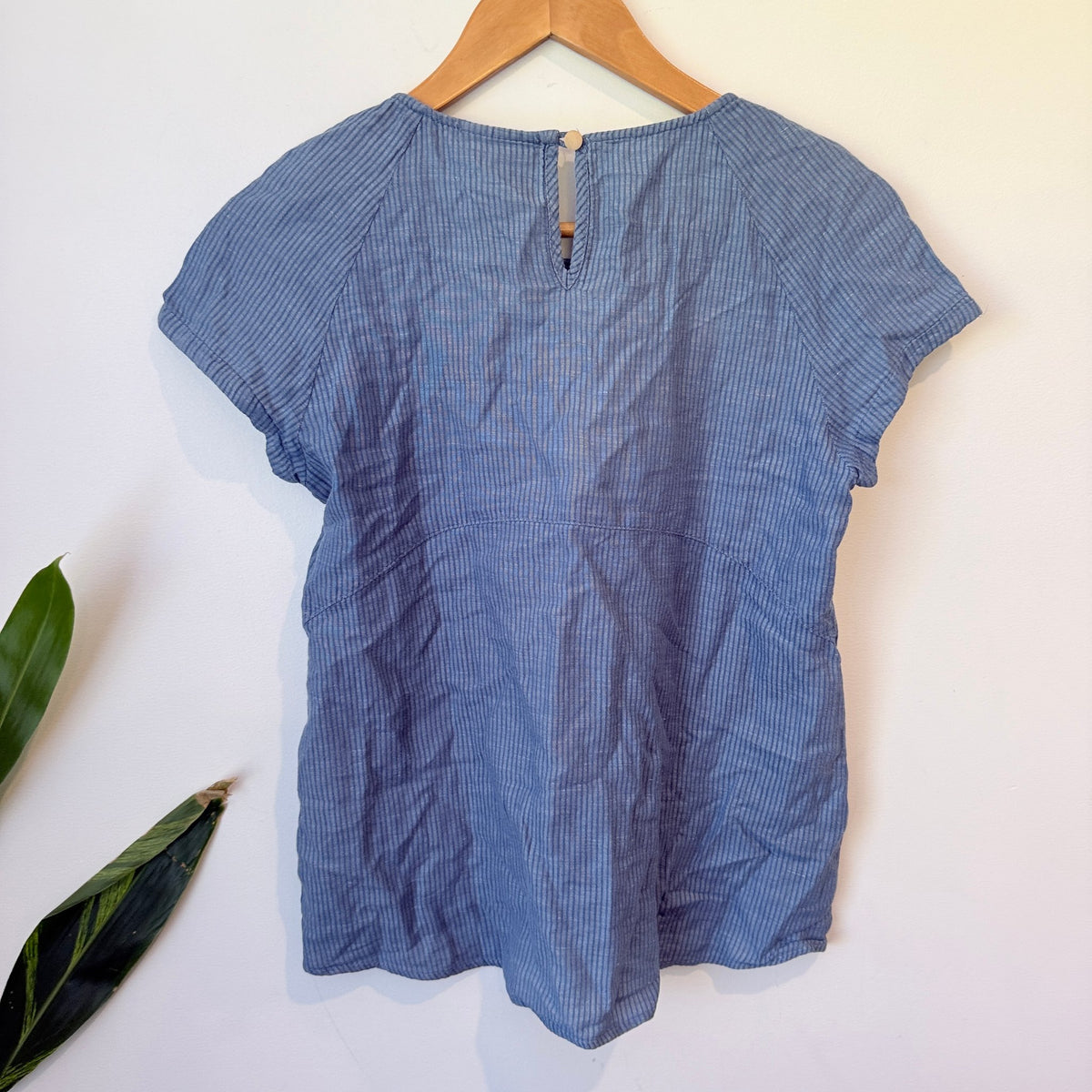 Kathmandu Blue Pinstripe Cap Sleeve Top Size 8